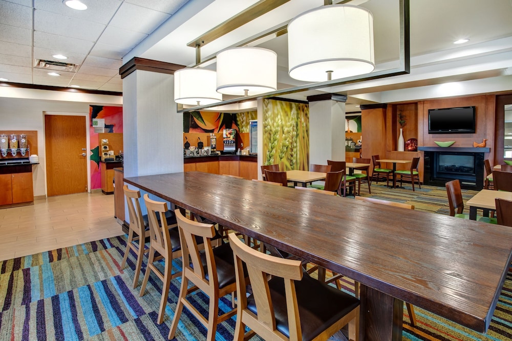 fairfield inn and suites by marriott lexington north