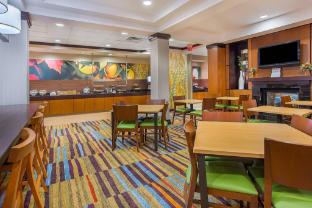 fairfield inn and suites by marriott lexington north