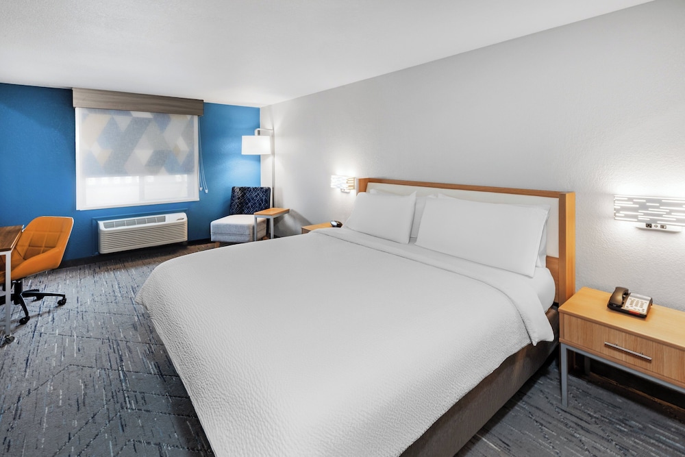 holiday inn express and suites lonoke by ihg