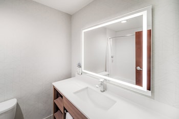 Holiday Inn Express & Suites Lonoke By Ihg,Lonoke>>Little Rock,3 star