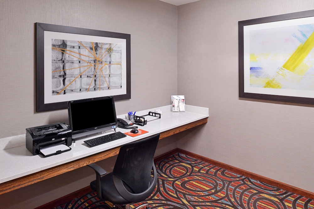 holiday inn express and suites lonoke by ihg