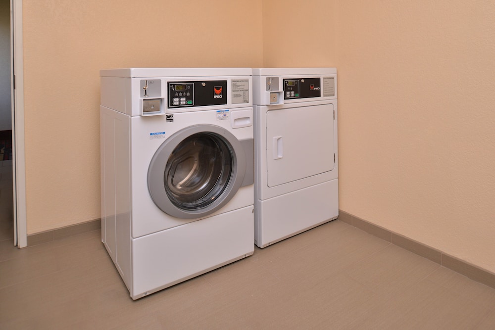 holiday inn express and suites lonoke by ihg
