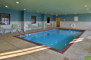 holiday inn express and suites lonoke by ihg