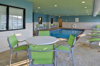 holiday inn express and suites lonoke by ihg