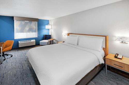 holiday inn express and suites lonoke by ihg
