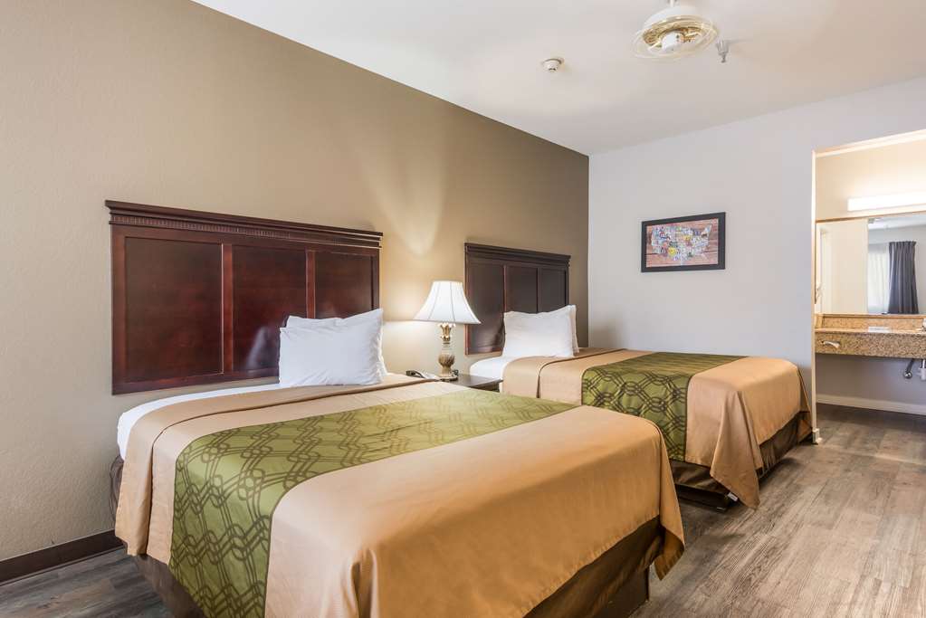 econo lodge inn and suites bryant