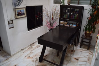 casa blanca guest house