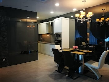 casa blanca guest house