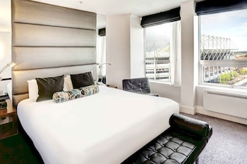 sandman signature newcastle hotel