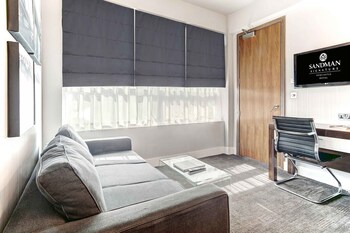 sandman signature newcastle hotel