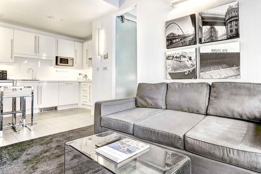 sandman signature newcastle hotel