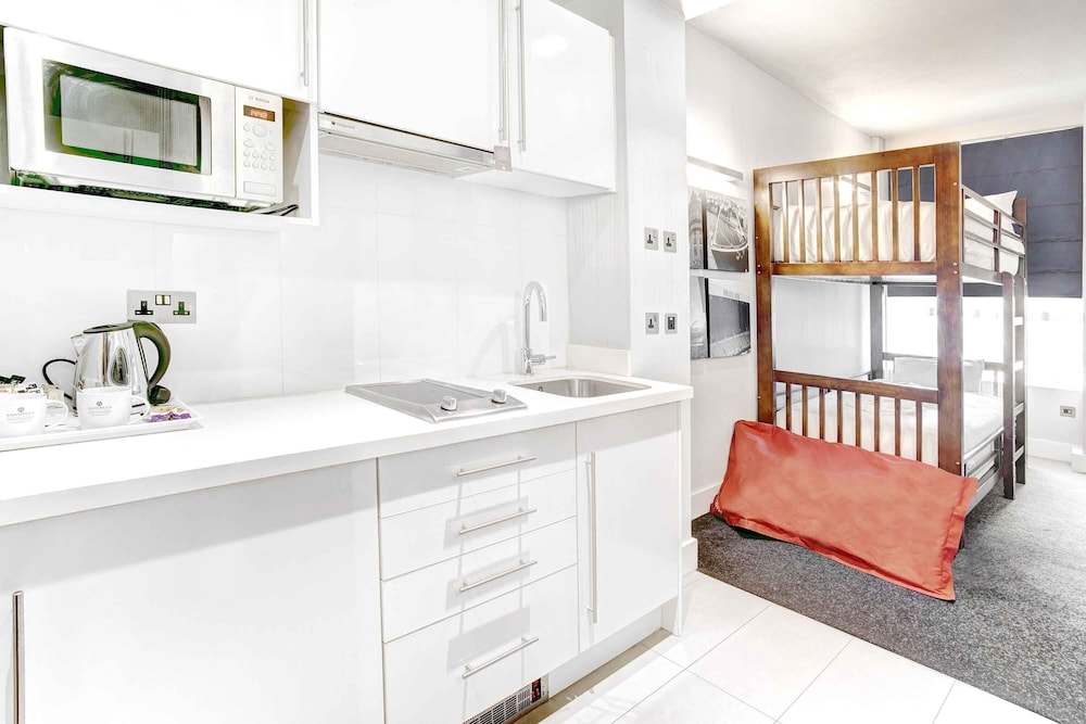 sandman signature newcastle hotel