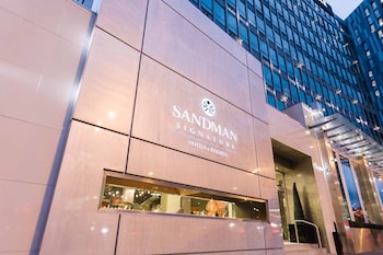 sandman signature newcastle hotel