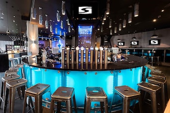 sandman signature newcastle hotel