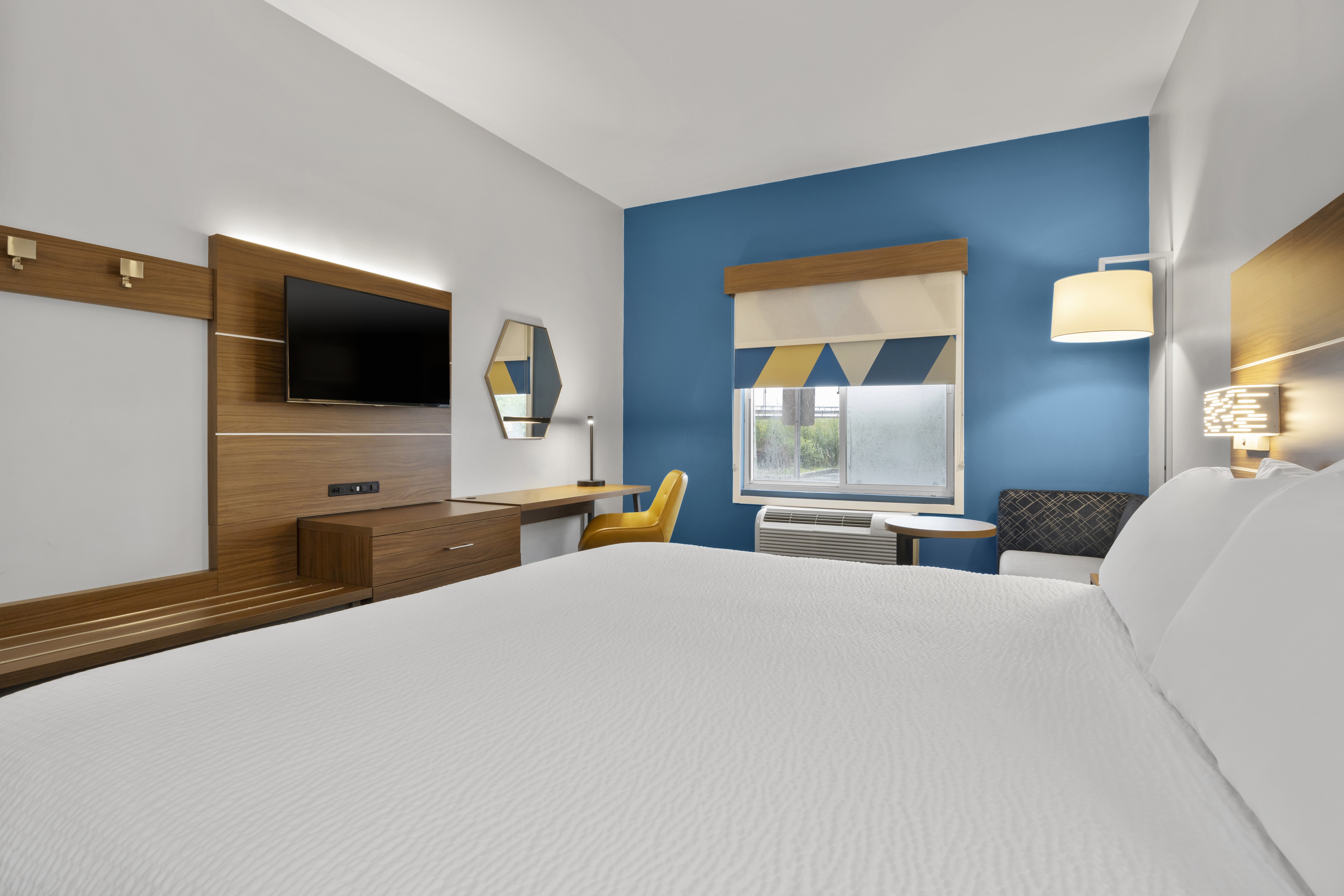 holiday inn express hotel and suites west coxsackie by ihg