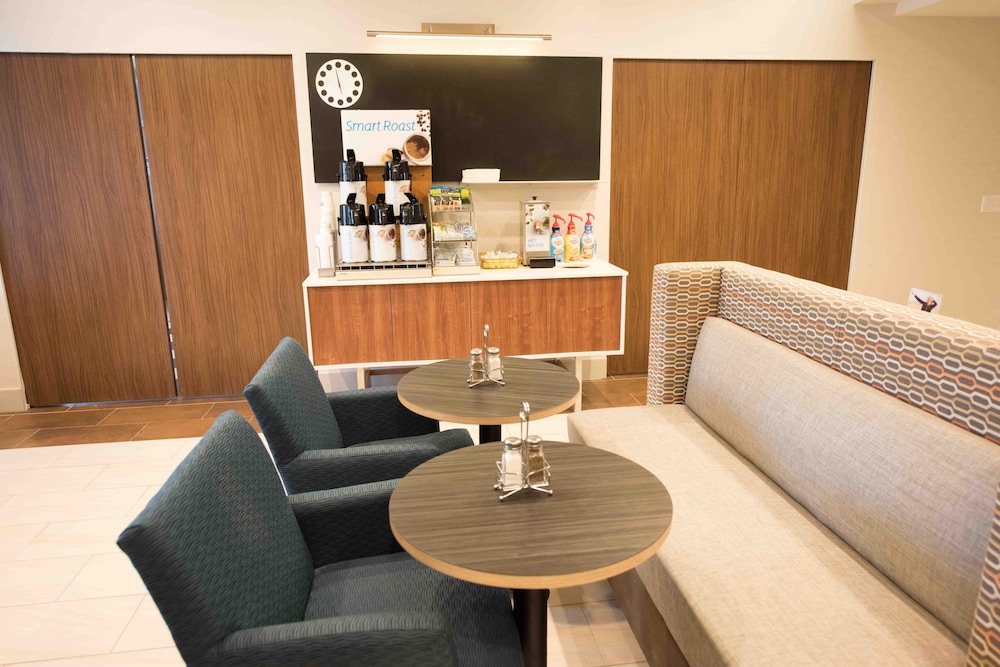 holiday inn express hotel and suites west coxsackie by ihg