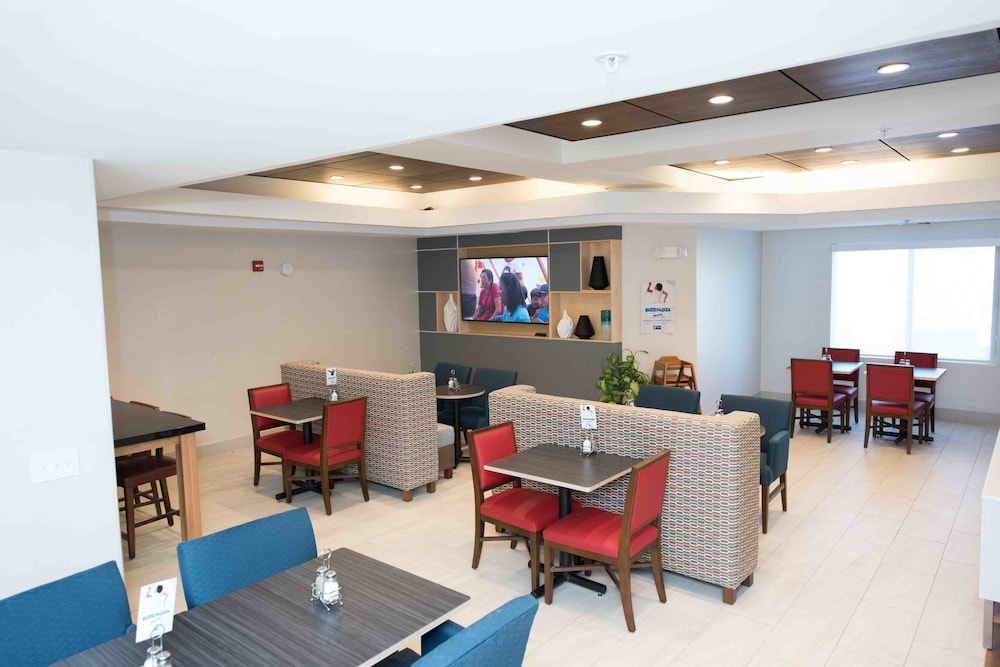holiday inn express hotel and suites west coxsackie by ihg