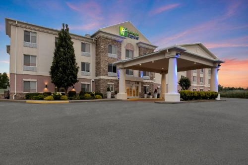 holiday inn express hotel and suites west coxsackie by ihg