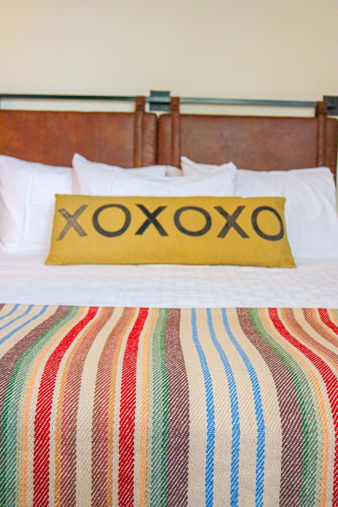 mercury hotel provincetown