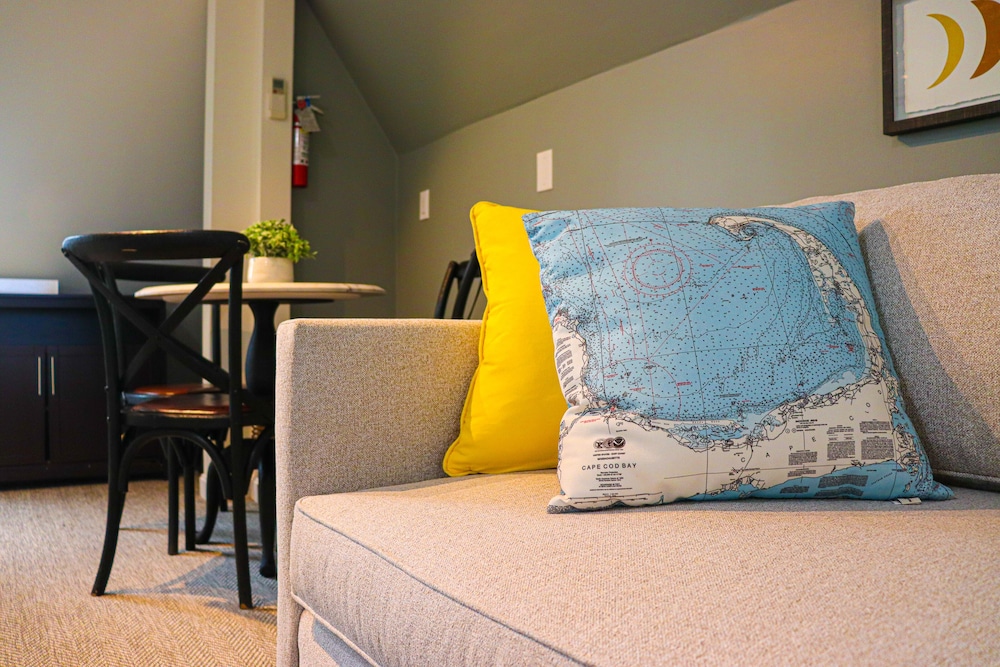 mercury hotel provincetown