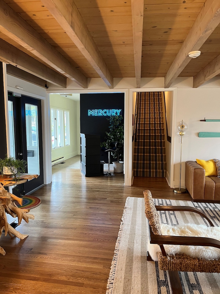 mercury hotel provincetown