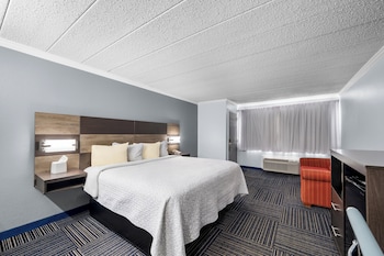 admiralty inn and suites a red collection hotel