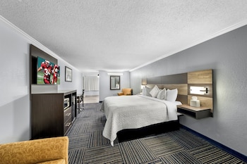 admiralty inn and suites a red collection hotel