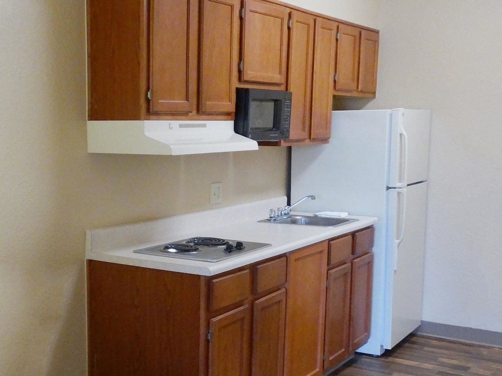 Extended Stay America Suites Bakersfield Chester Lane,Kern County>>Bakersfield,3 star