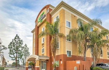 extended stay america suites bakersfield chester lane