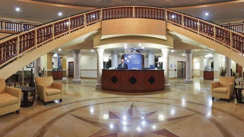 holiday inn express and suites bakersfield central by ihg
