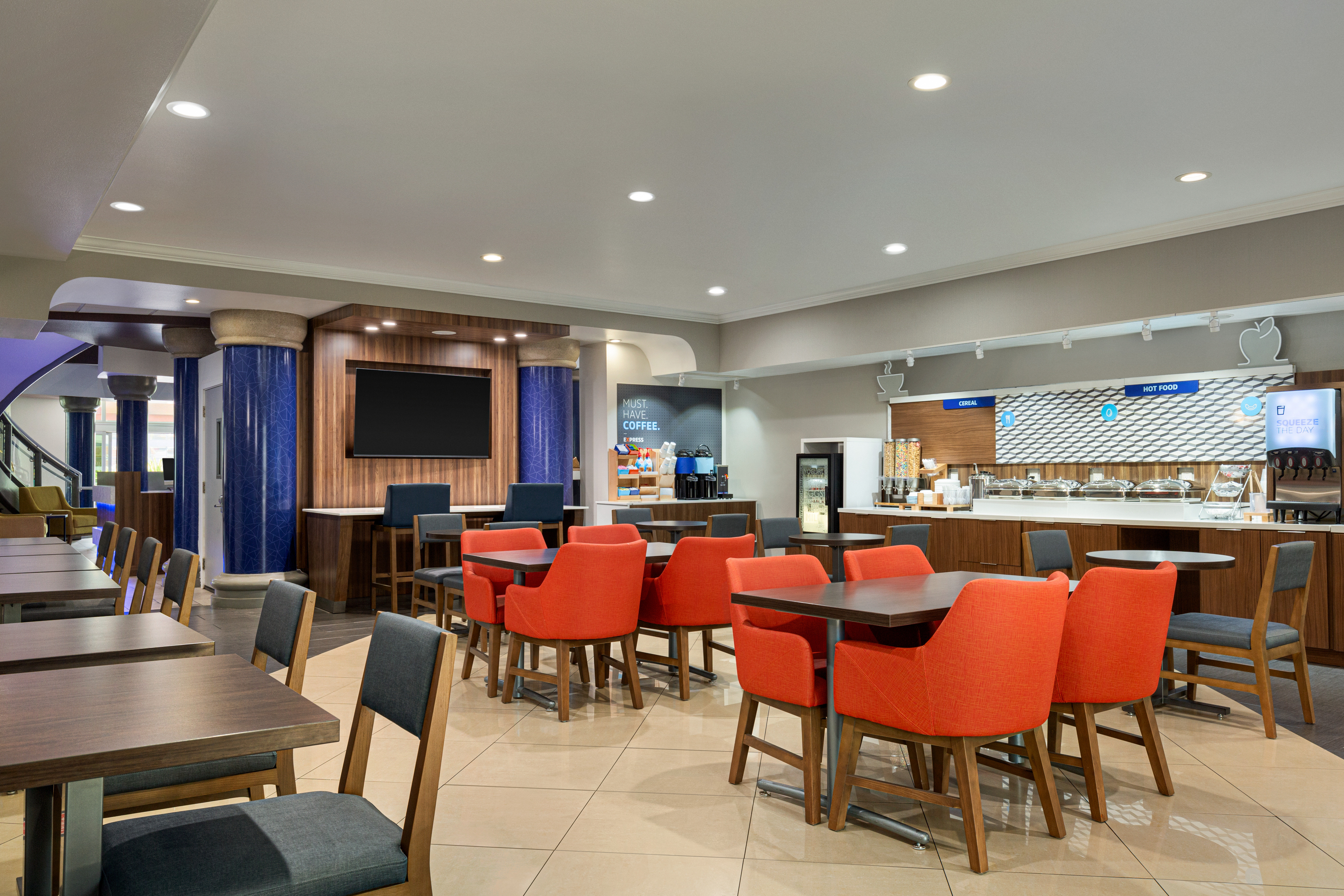 holiday inn express and suites bakersfield central by ihg