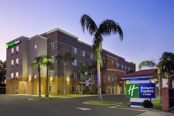 holiday inn express and suites bakersfield central by ihg