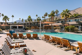 v palm springs