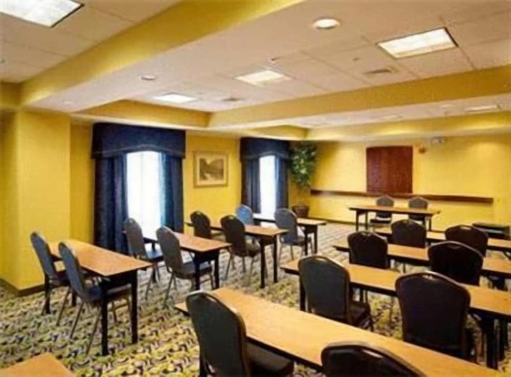 hampton inn and suites lake wales