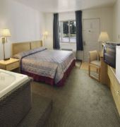 travelodge by wyndham traverse city mi