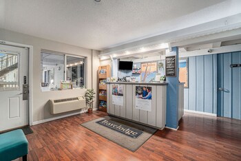 travelodge by wyndham traverse city mi