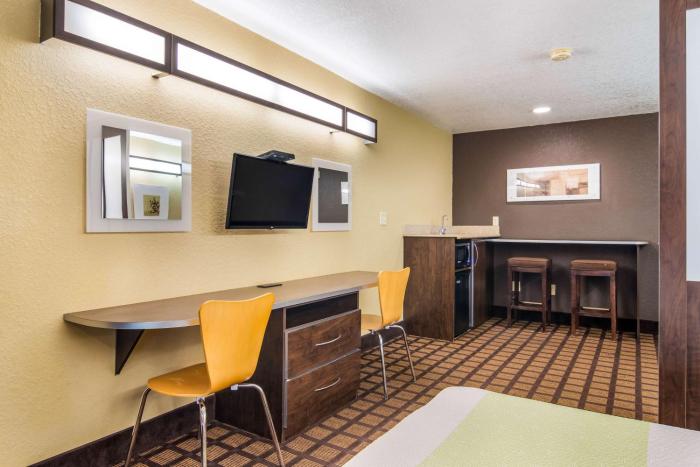motel 6 canton ga