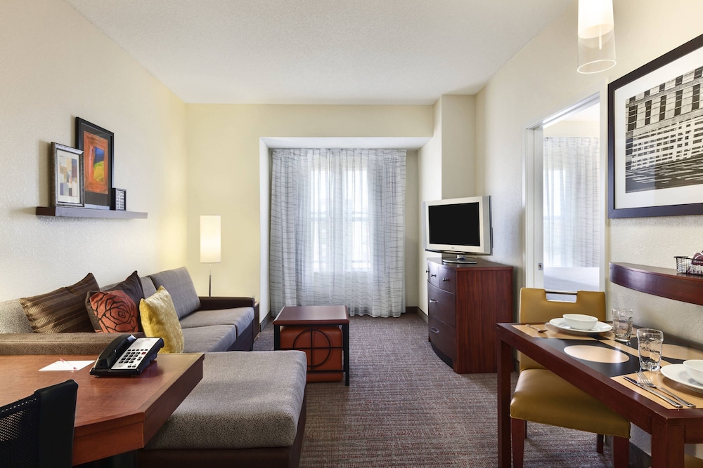Residence Inn By Marriott Greensboro Airport,Guilford County>>Greensboro,3 star