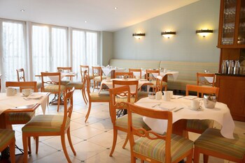 Das Palmenwald Schwarzwaldhof, Bw Signature Collection,Black Forest>>Baiersbronn,4.5 star