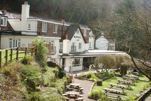 the royal lodge