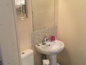 city centre guest house gloucester park