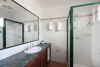 the georgian motor lodge