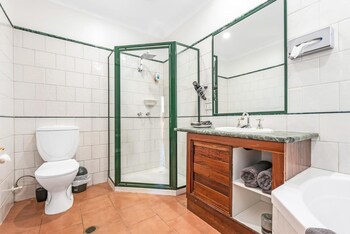 the georgian motor lodge