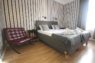 a marican hostel and hotel