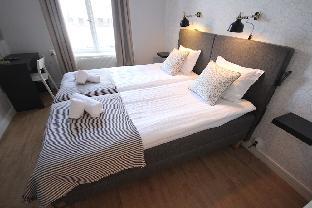 a marican hostel and hotel