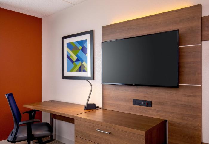 holiday inn express chesapeake norfolk by ihg