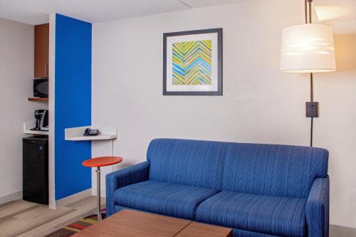 holiday inn express chesapeake norfolk by ihg