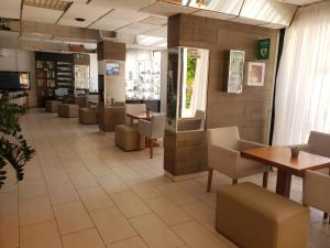 napa prince hotel apartments