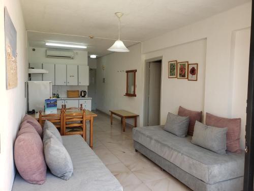 napa prince hotel apartments