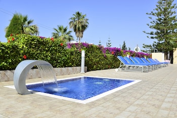 napa prince hotel apartments